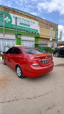 Venda HYUNDAI ACCENT