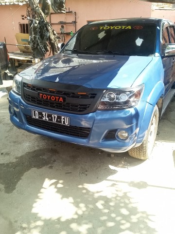 TOYOTA HILUX 2KD-4 SÉRIE F