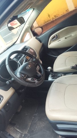 Venda *Amarro* KIA RIO LIMPO