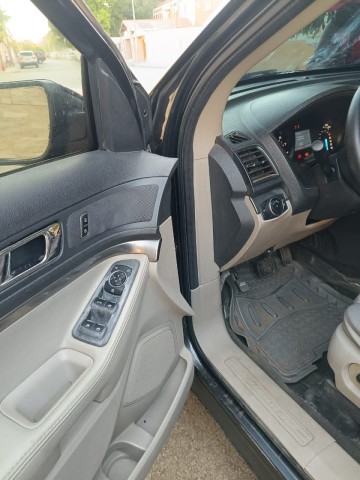 Venda Vendo Ford Explorer Limpo