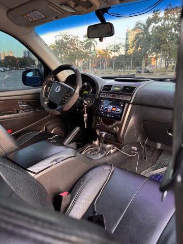 Venda Sangyong Rexton impecável