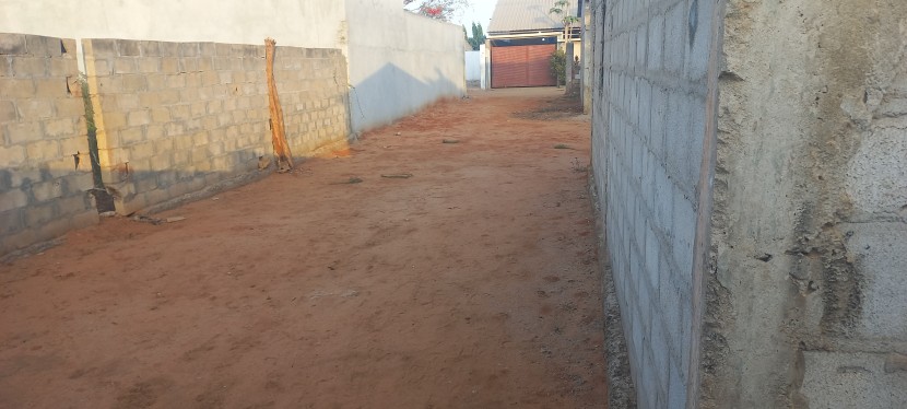 Venda Casa t3 inacabada