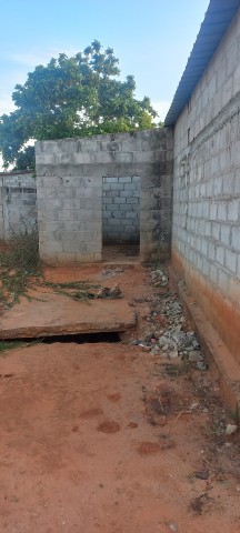 Venda Casa t3 inacabada