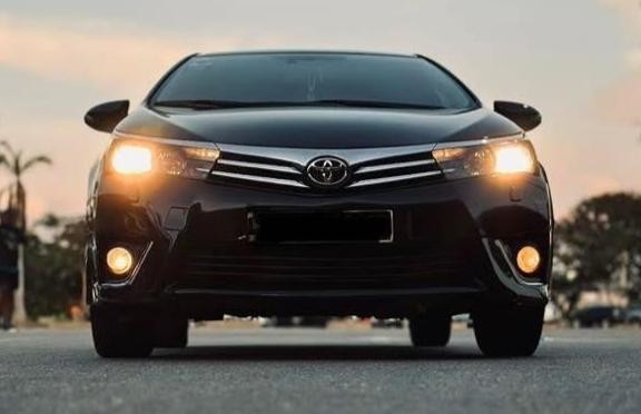 Venda TOYOTA COROLLA