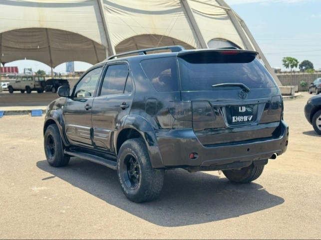 Toyota fortuner 1kd Gasóleo