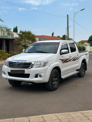 Venda TOYOTA HILUX