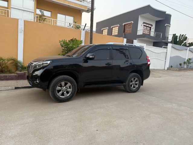 Venda TOYOTA LAND CRUISER TXL