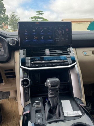 Venda TOYOTA LAND CRUISER GXR LC300 2025 TWIN TURBO