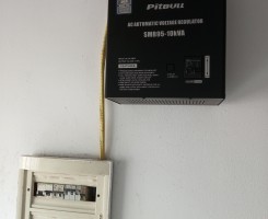 A venda TRANSFORMADOR/ESTABILIZADOR AUTOMÁTICO DE 10 KVA