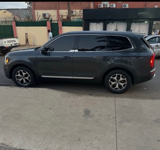 Venda KIA TELLURIDE FULL OPTION SÉRIE AL RECÉM CHEGADO DO DUBAI