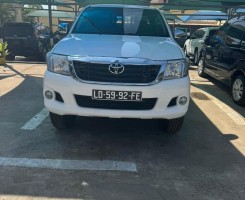 A venda TOYOTA HILUX 2KD 2014 SÉRIE FE MOTOR DE ORIGEM