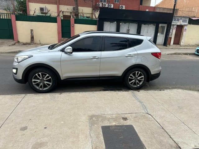 Venda HYUNDAI SANTA FÉ 4 Cilindros SERIE FJ