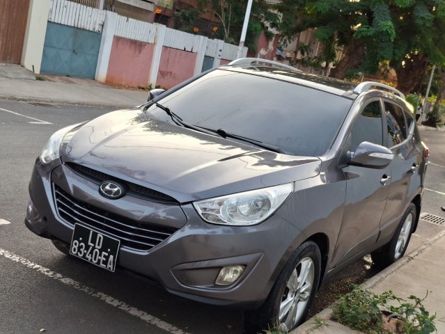 Venda HYUNDAI TUCSON LIMPO SÉRIE EA