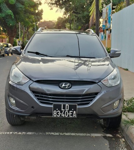 Venda HYUNDAI TUCSON LIMPO SÉRIE EA