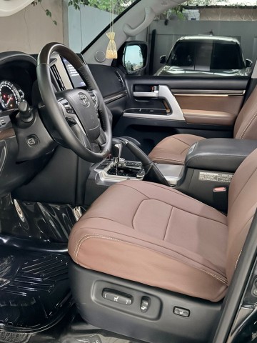 Venda TOYOTA LAND CRUISER VXR | GRAND TOURNING