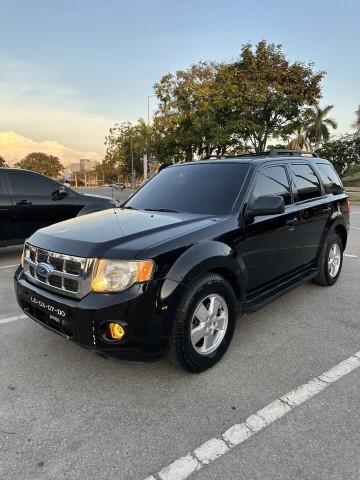 Venda Ford escape impecável