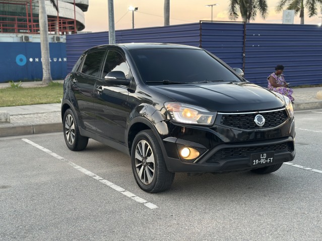 Venda Sangyong korando gasolina