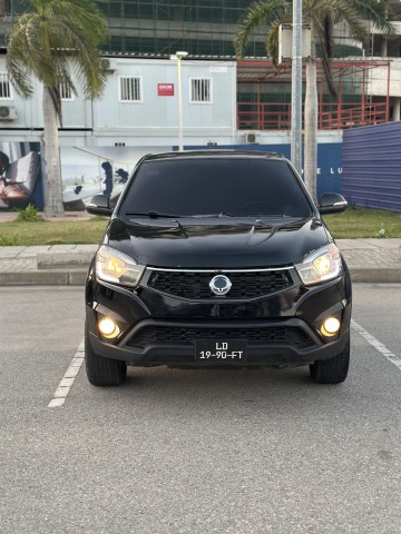Venda Sangyong korando gasolina