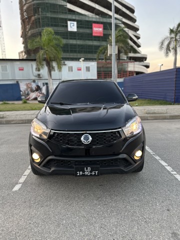 Venda Sangyong korando gasolina