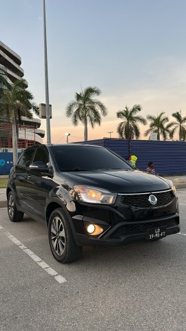 Venda Sangyong korando gasolina