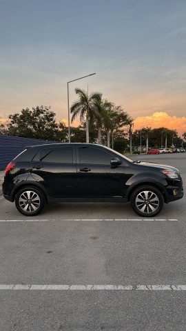 Venda Sangyong korando gasolina