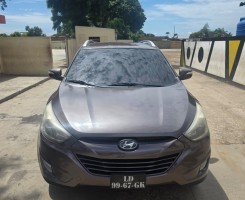 A venda HYUNDAI TUCSON IX35