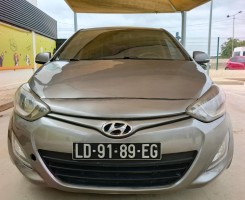 A venda HYUNDAI I20 SÉRIE E