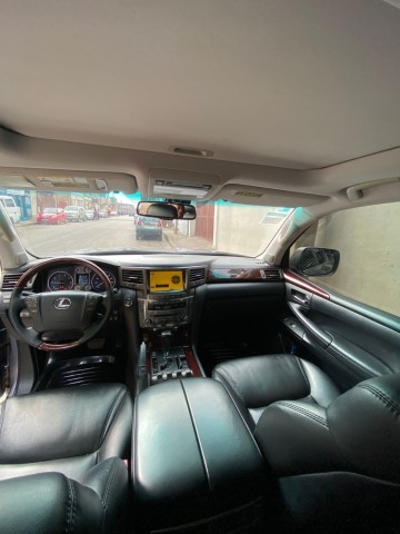 Venda LEXUS LX570
