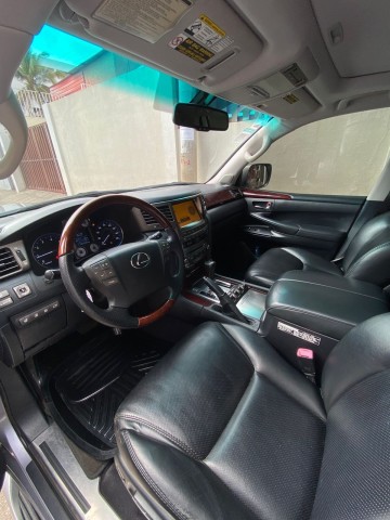 Venda LEXUS LX570