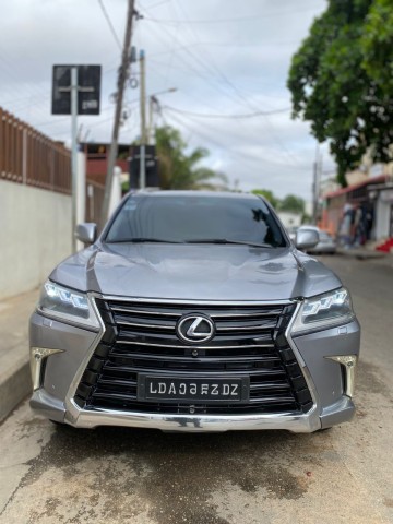 Venda LEXUS LX570