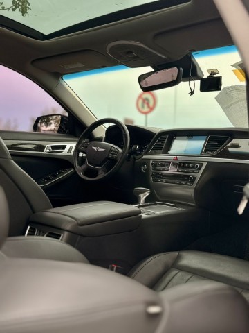 Venda Viatura Genesis G8 à Venda Corra!