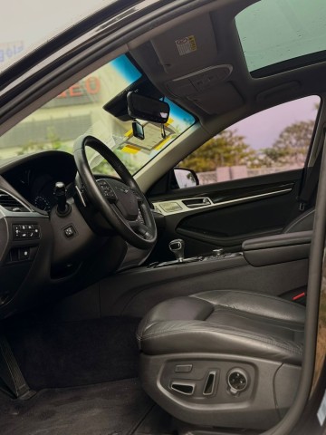 Venda Viatura Genesis G8 à Venda Corra!