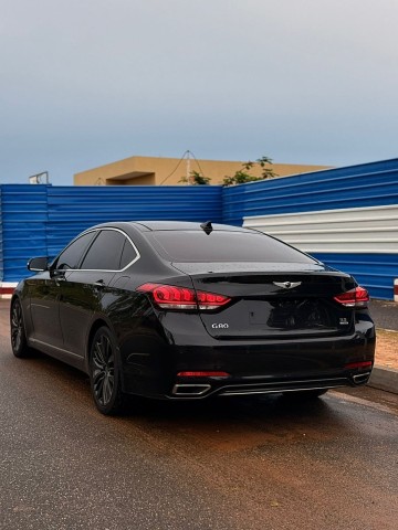 Venda Viatura Genesis G8 à Venda Corra!