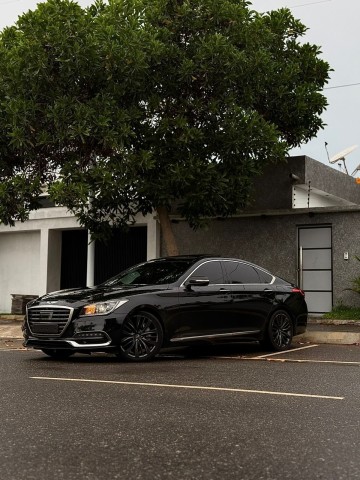 Venda Viatura Genesis G8 à Venda Corra!