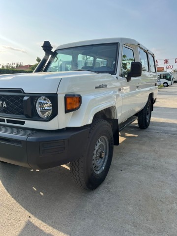 Venda TOYOTA LAND CRUISER | AZ