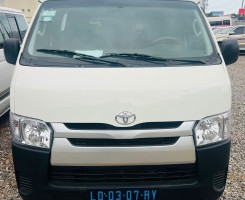 Comprar TOYOTA HIACE