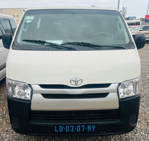 Venda TOYOTA HIACE
