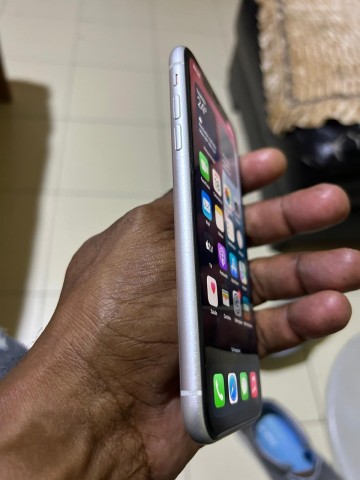 Venda Iphone XR 64 GB cor branco