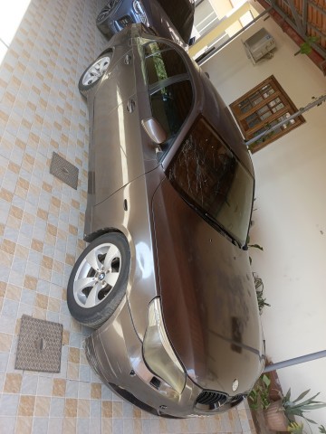 Venda Bmw E60 530i