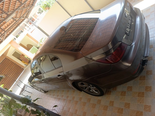 Venda Bmw E60 530i