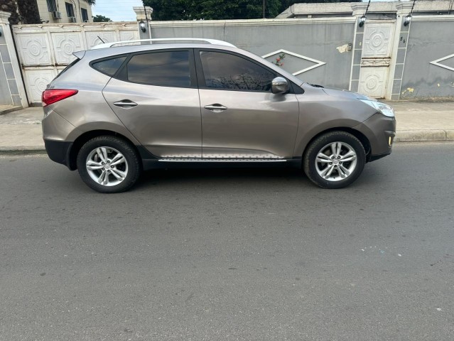 Venda HYUNDAI TUCSON FULL OPTION LIMPO SÉRIE ES