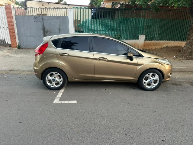 Venda FORD FIESTA LIMPO SÉRIE EM