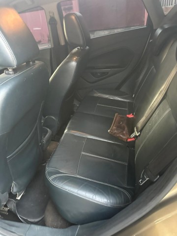 Venda FORD FIESTA LIMPO SÉRIE EM