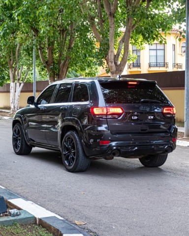Venda JEEP GRAND CHEROKEE SRT