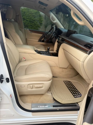 Venda LEXUS LX570