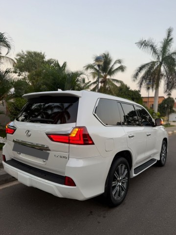Venda LEXUS LX570