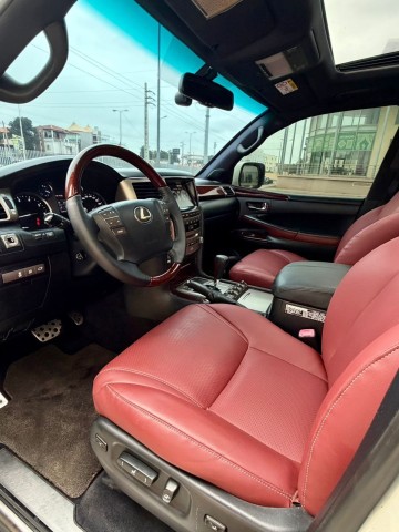 Venda LEXUS LX570s