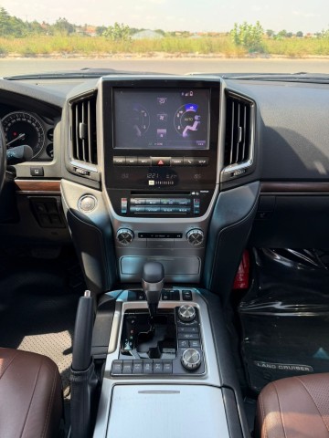 Venda TOYOTA LAND CRUISER (VXR) | GRAND TOURING