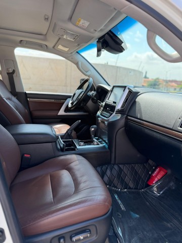Venda TOYOTA LAND CRUISER (VXR) | GRAND TOURING