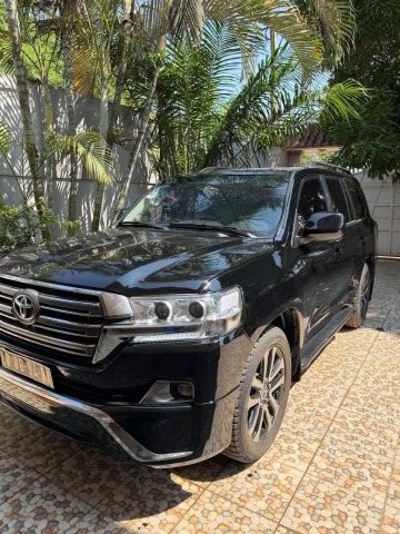 Venda TOYOTA LAND CRUISER GXR | ACTUALIZADO